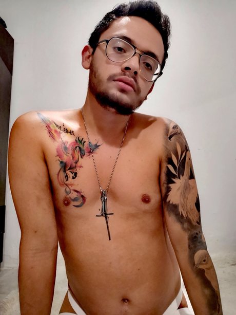 Felipe Abril pretty pornstar pictures