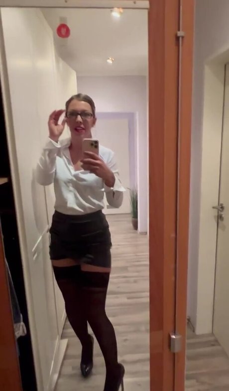 Linda Krieger Mock modelo porno imágenes