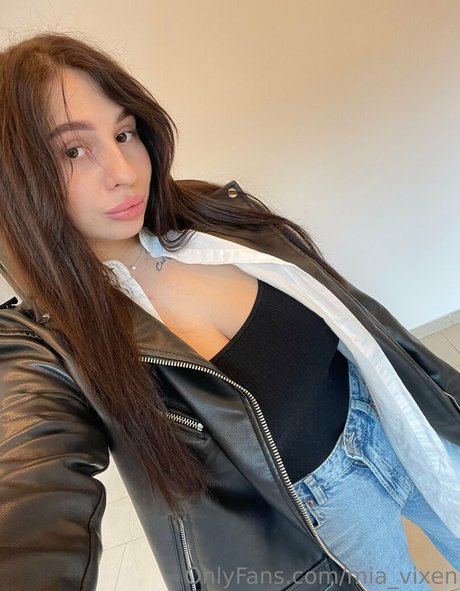 mia vixen estrella porno gratis archivo