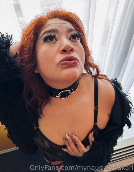 mynaughtyyukari modelo bonita imágenes