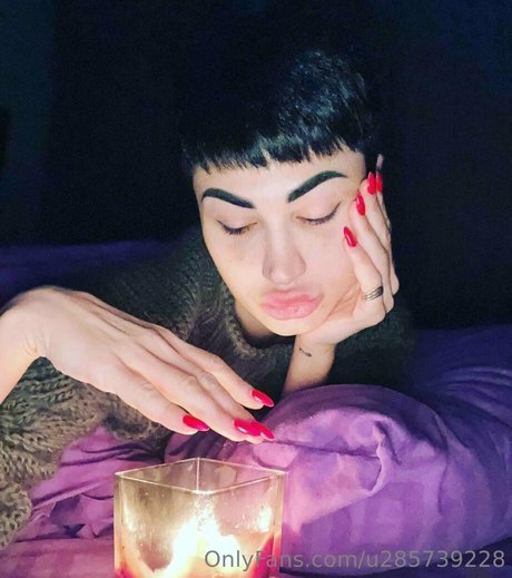 thebaddest m0mmy hermosa actriz imagen