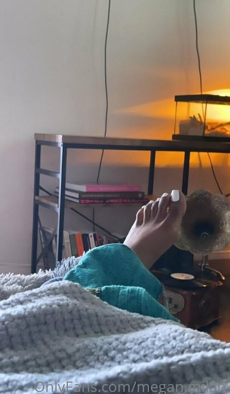 Megan Milan modelo hd archivo