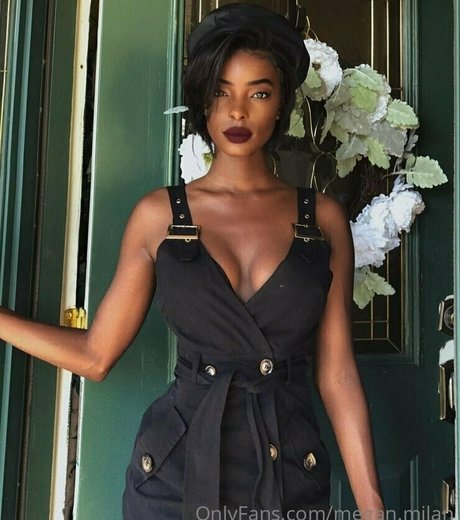 Megan Milan étoile de haute qualité galerie