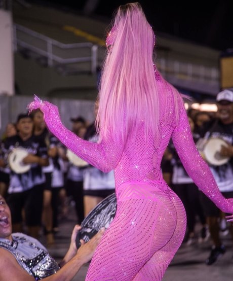 Sabrina Sato modelo hd imagen