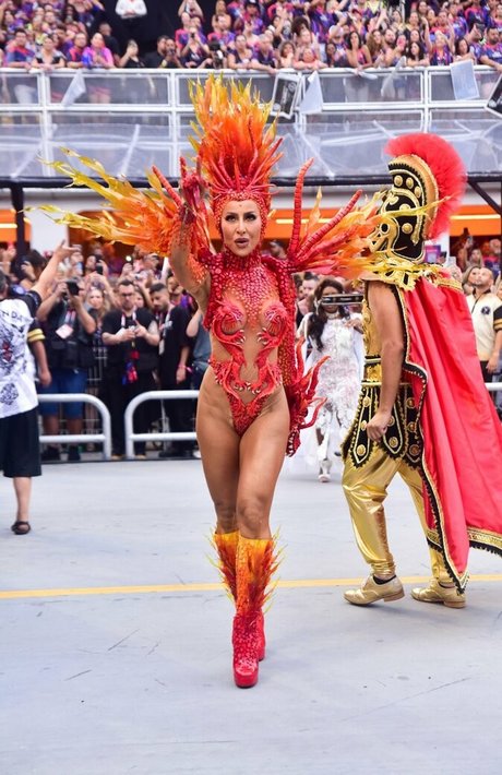 Sabrina Sato actrice artistique galeries