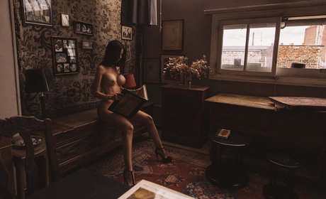 Budai Brigi estrella porno caliente imagen