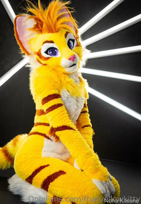 thatyellowkitty pornstar art photos
