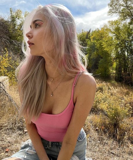 Melodi Flack estrella porno caliente galerías