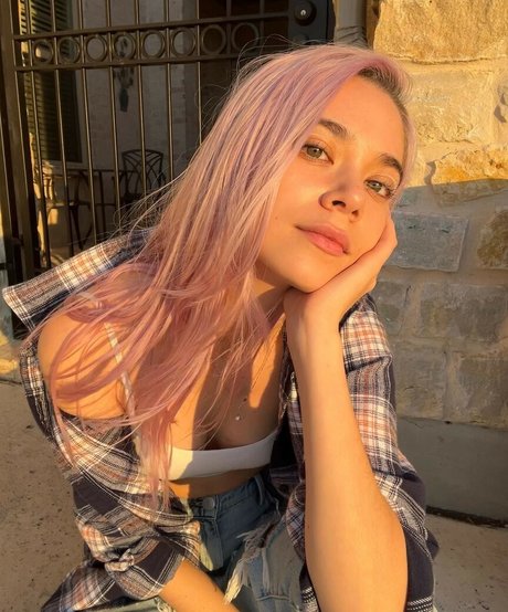 Melodi Flack belle actrice galerie