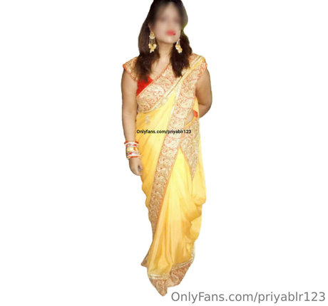 priyablr123 pornstar sex pics