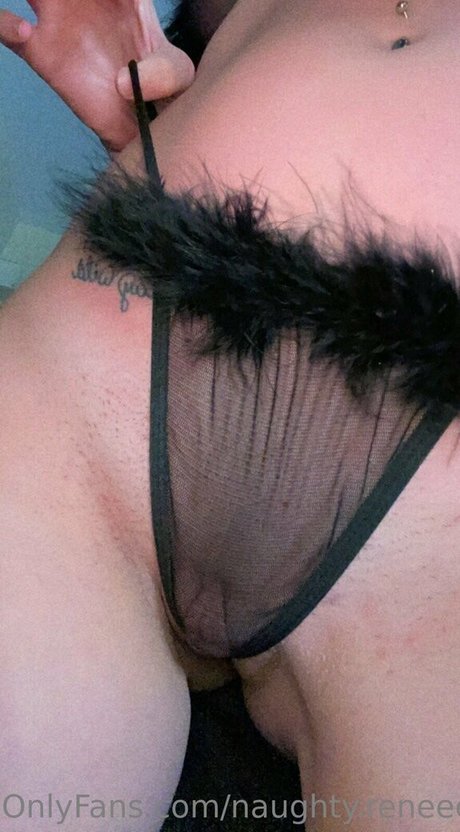 naughty reneee star du porno belle image