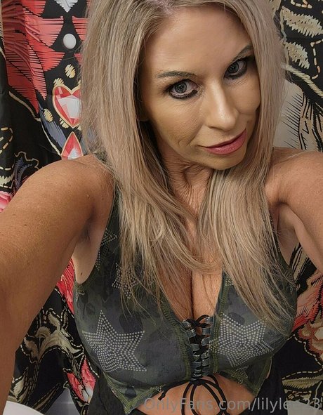 blonde strip onlyfans beautiful naked pics