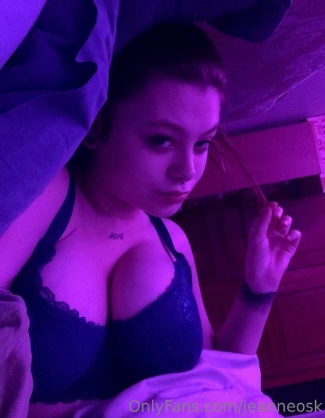 jeanneosk modelo hermosa galerías