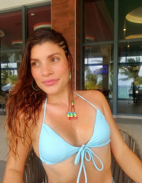 sweet latina28 star pornographique img