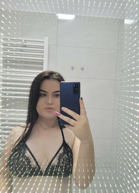 daniela007free star naked archive