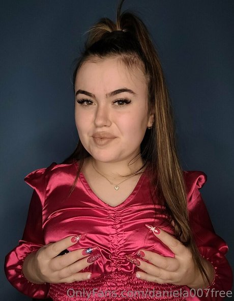 daniela007free pornstar naked photo
