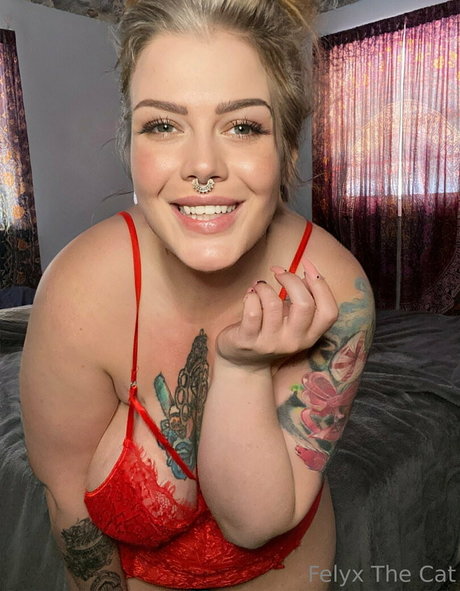 felyxfree modelo galerías