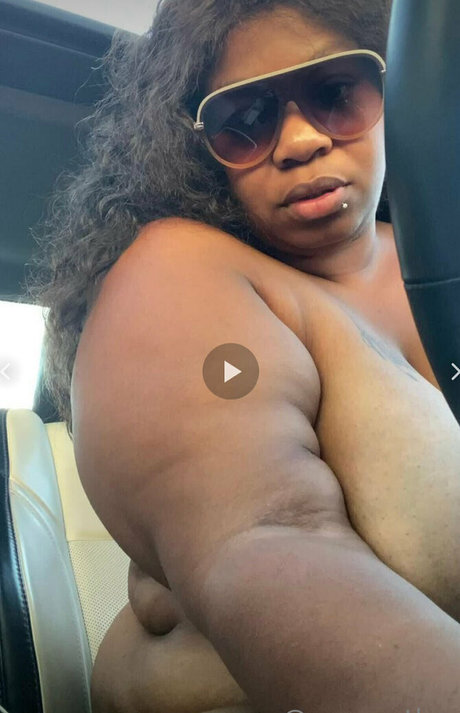 coconutluv modelo desnudos imágenes