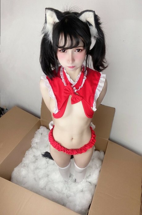 Joyce Poring star du porno chaud archive