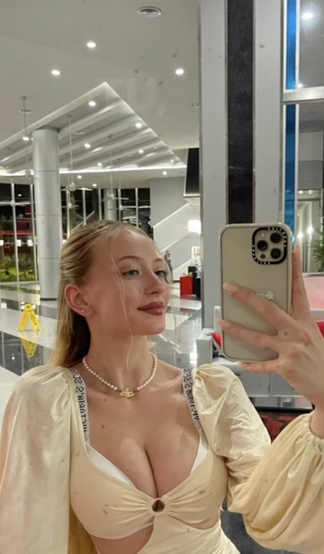 japanese schoolgirl onlyfans porno pic