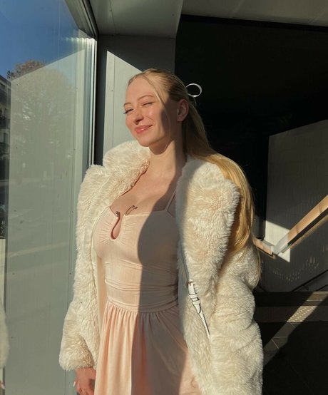 sophia ilysm estrella de alta calidad imagen