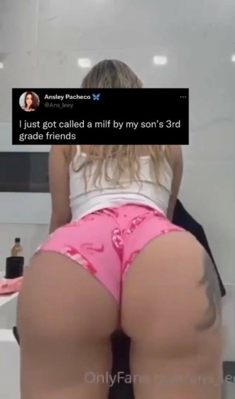 Ansley Pacheco modèle pornographique des photos