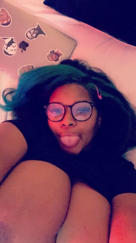 moodybb estrella porno del sexo archivo