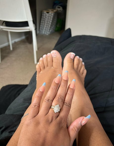 moodybb étoile hd galeries