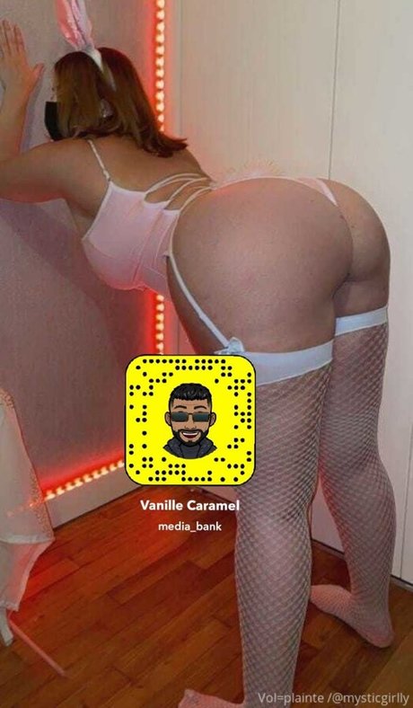 Onesarahhh star du porno de haute qualité image