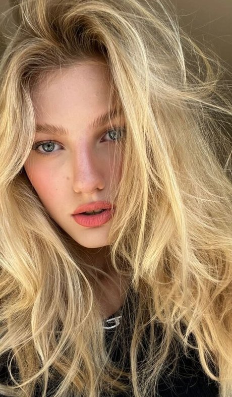 Jemima Robinson art star du porno galerie