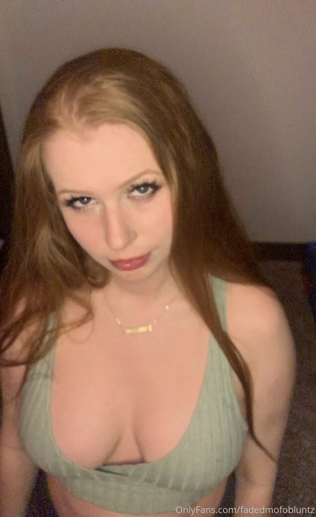 fadedmofobluntz xxx model image
