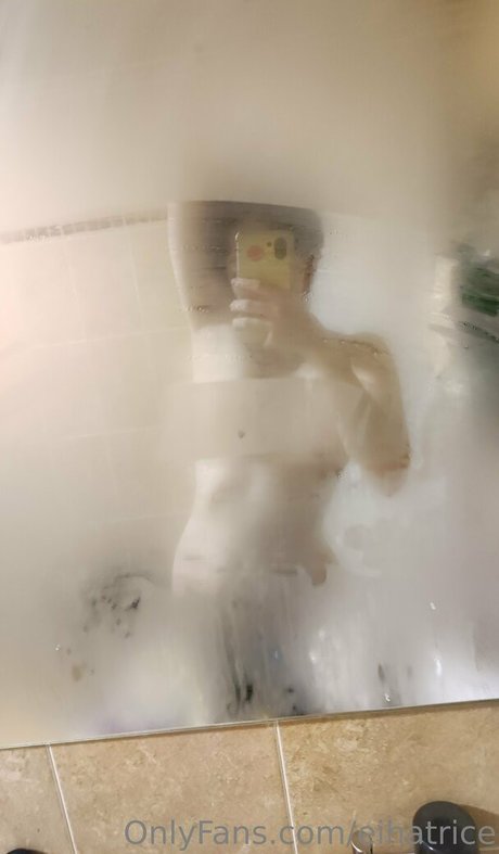 eihatrice modèle de sexe archive