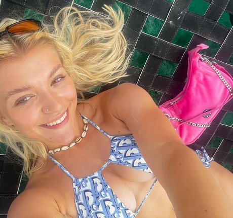 Molly Marsh estrella bonita fotos