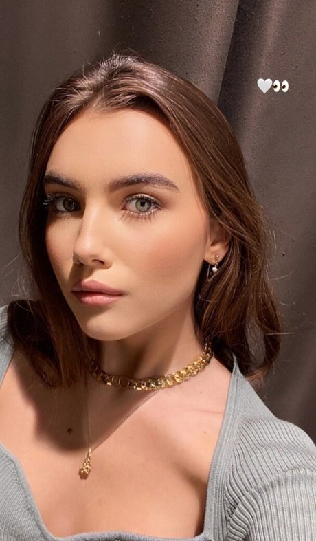 Claire Molin bonita modelo fotos