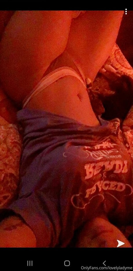 lovelyladymaee étoile photo