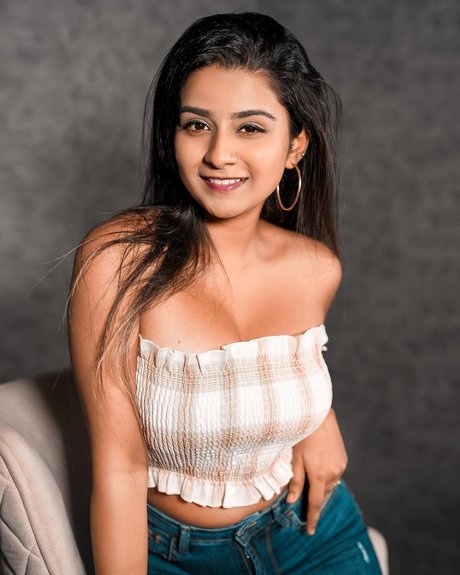 Suhana Khan estrella hd galerías