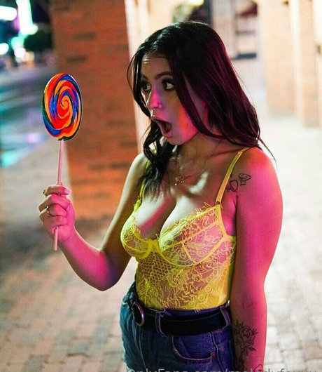 melodyfoxxx modèle sympa photos