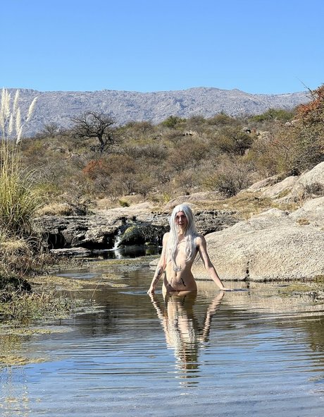 indieonline bonita estrella porno imágenes