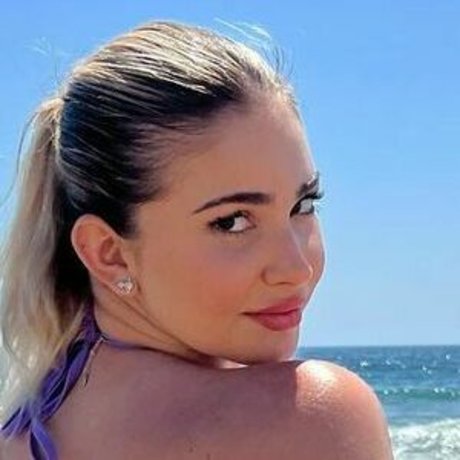 Emely Hernandez pornstar sexy image