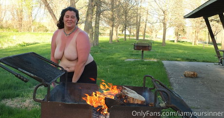 iamyoursinner pretty model galleries