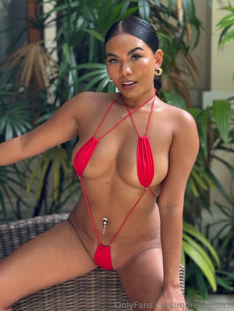 morenamitch modèle des photos