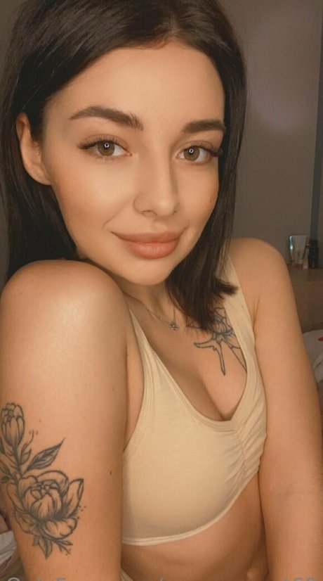 yummy kris69 star naked pic