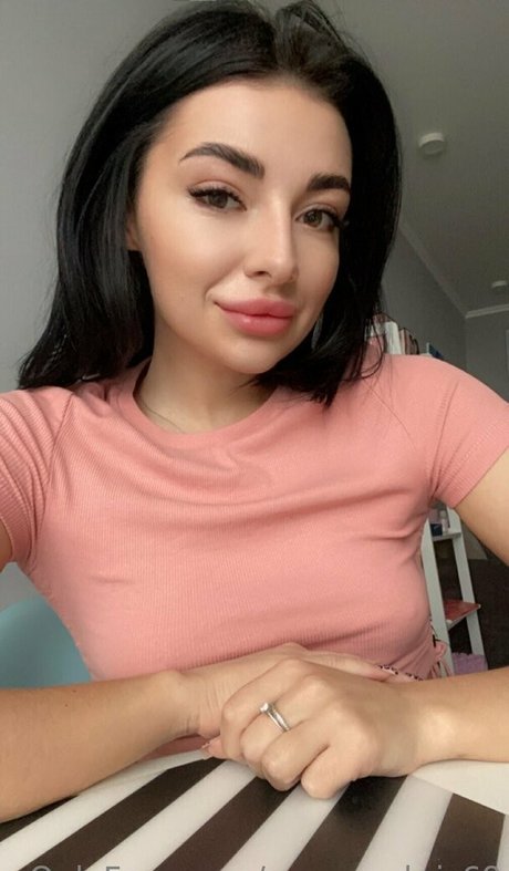 yummy kris69 actrice pornographique archive