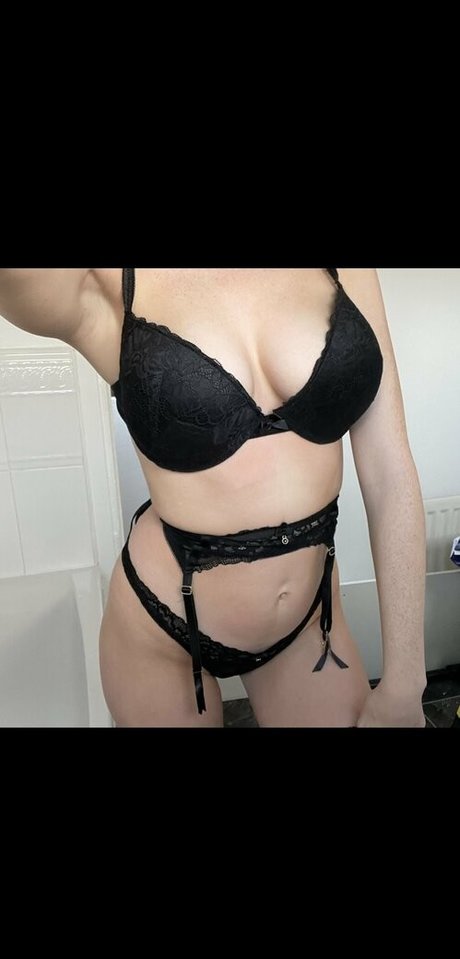 badddiegirllll model naked pics