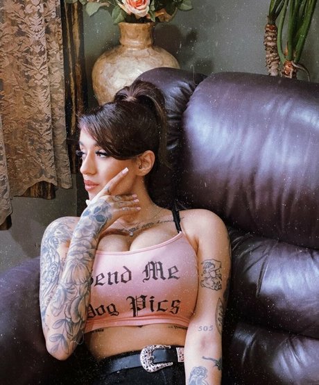 May Bakshi modèle exclusif photos