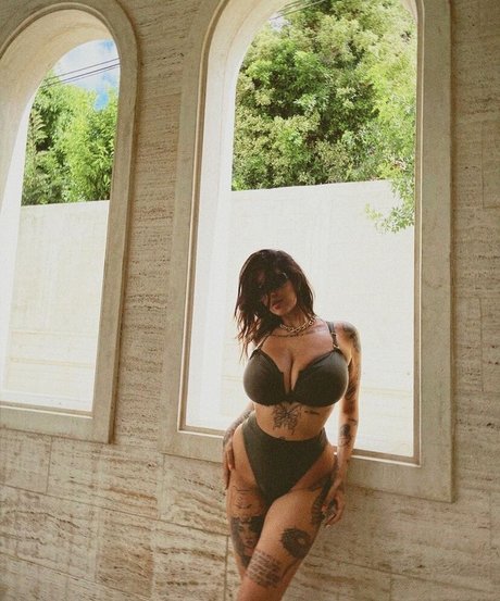 May Bakshi sexe de star du porno photo