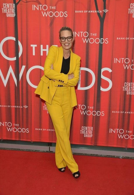 Jeri Ryan modelo desnudos galería