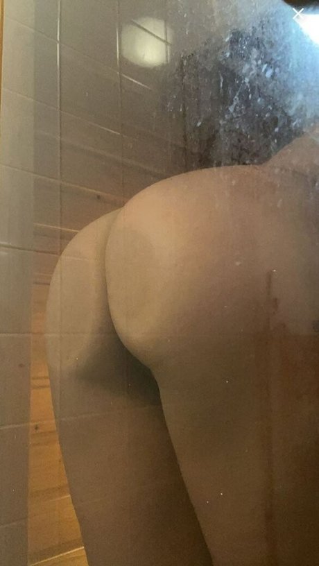 Eki102 modelo desnudo galerías