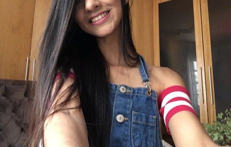 Sweetclassybae modèle érotique galerie