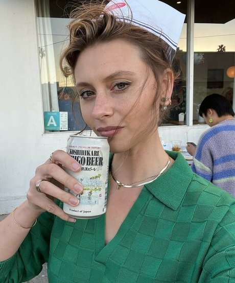 Aly Michalka jolie actrice galeries